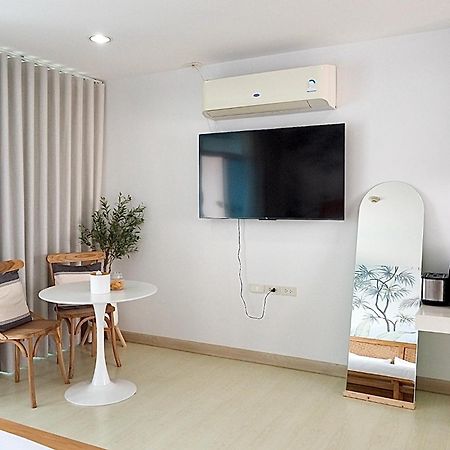 The Beach Bangsaen By Thanthita Next To Wonnapa Beach Free Disney Plus Dış mekan fotoğraf